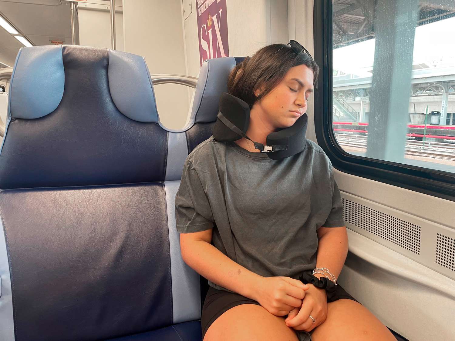 travel pillow shop -travel pillow shop 21