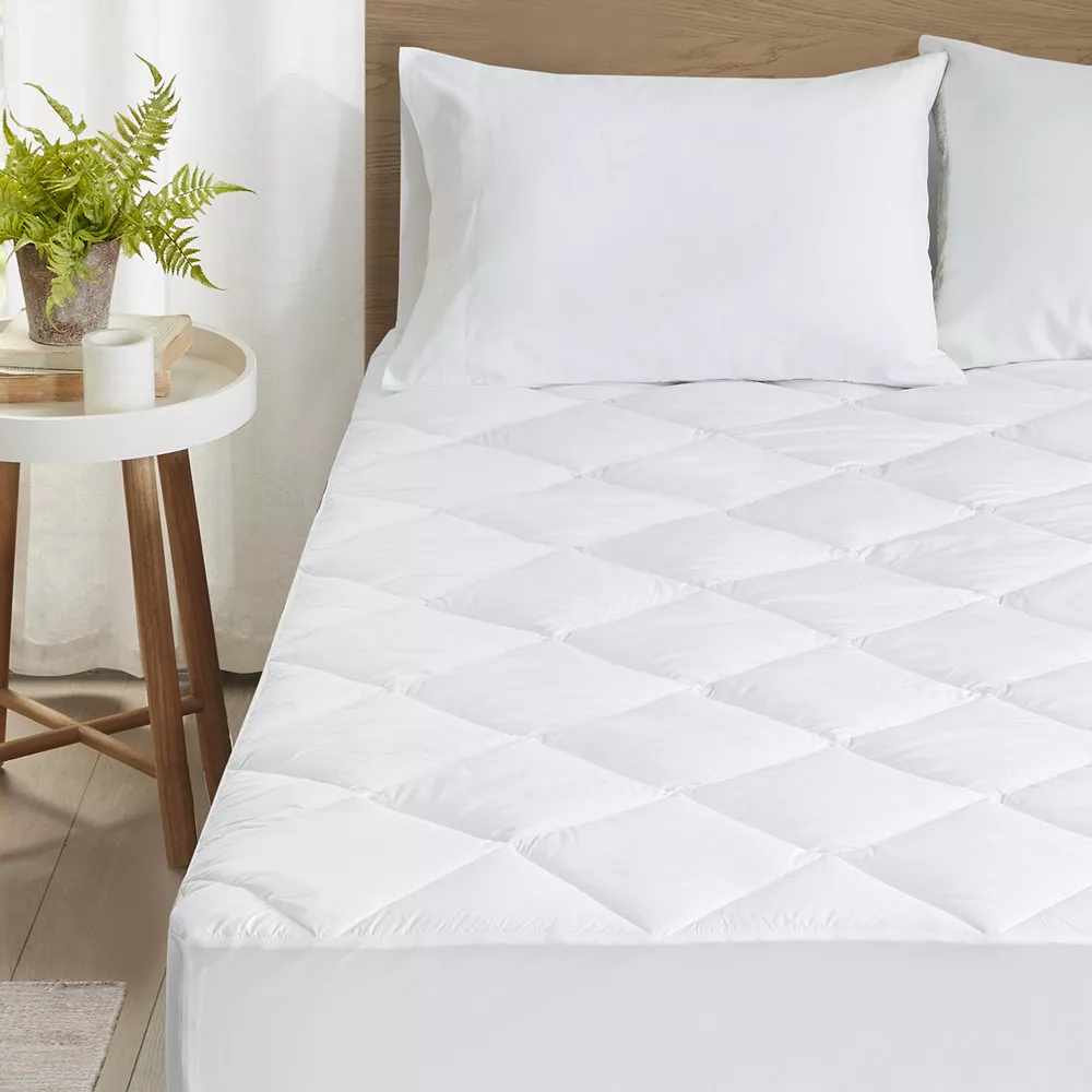 Clean Spaces Allergen Barrier Anti-Microbial Mattress Pad 4 Clean Spaces Allergen Barrier Anti-Microbial Mattress Pad - Image 2
