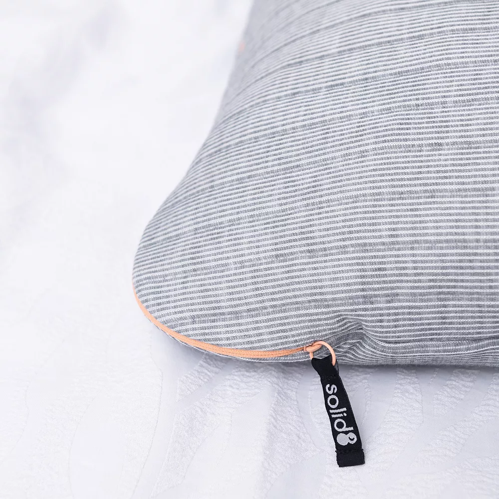 Solid8 Artic Touch Soft Density Down-Alternative Pillow With Instacool 7 Solid8 Artic Touch Soft Density Down-Alternative Pillow With Instacool - Image 5